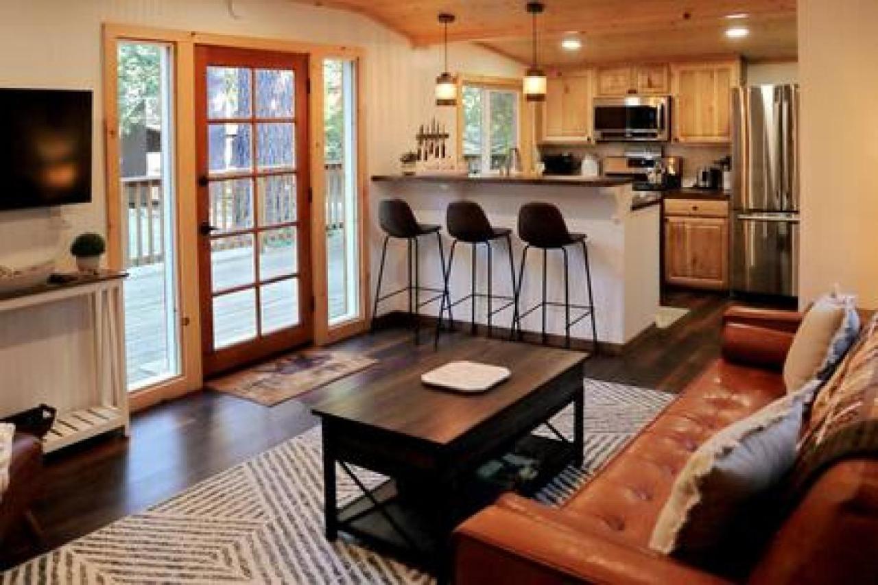 La Petite - Charming In Town Villa Idyllwild Ngoại thất bức ảnh
